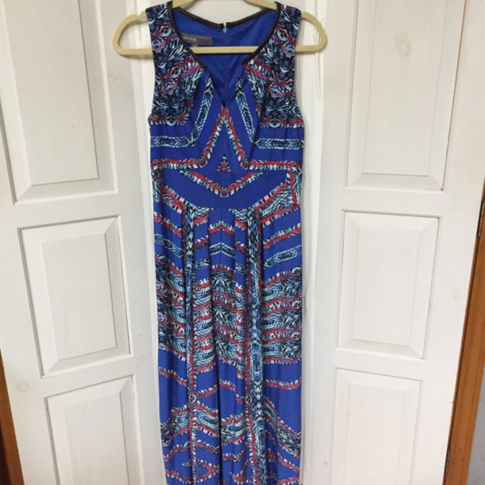 Donna Ricco Sleeveless Blue and Red Tribal Patterned Dress - Picture 2 of 15